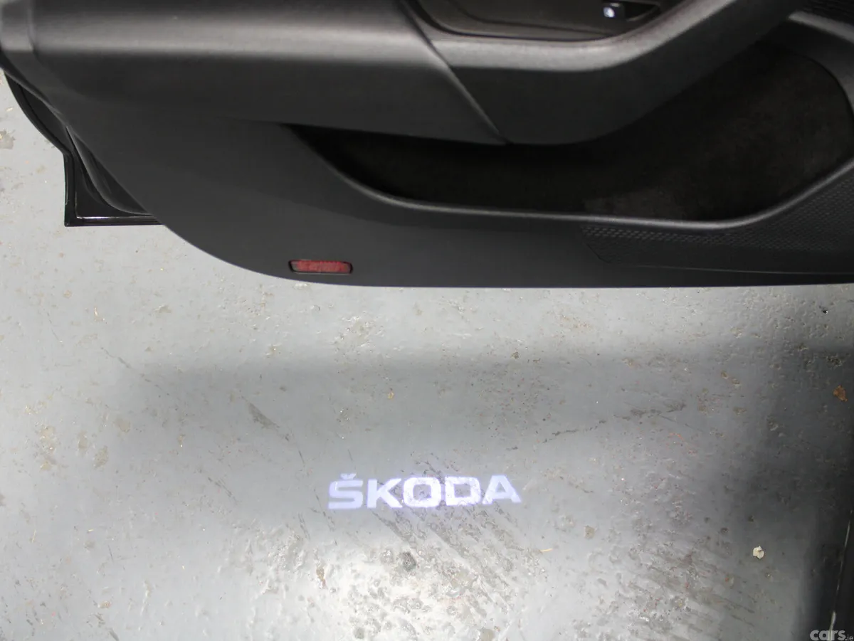 Skoda Octavia Saloon, Diesel, 2023, Black