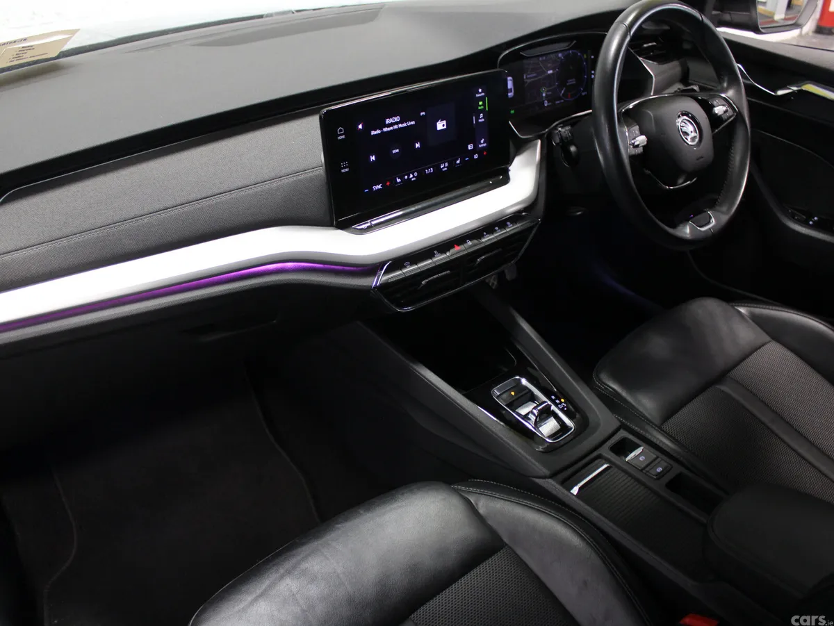 Skoda Octavia Saloon, Diesel, 2023, Black