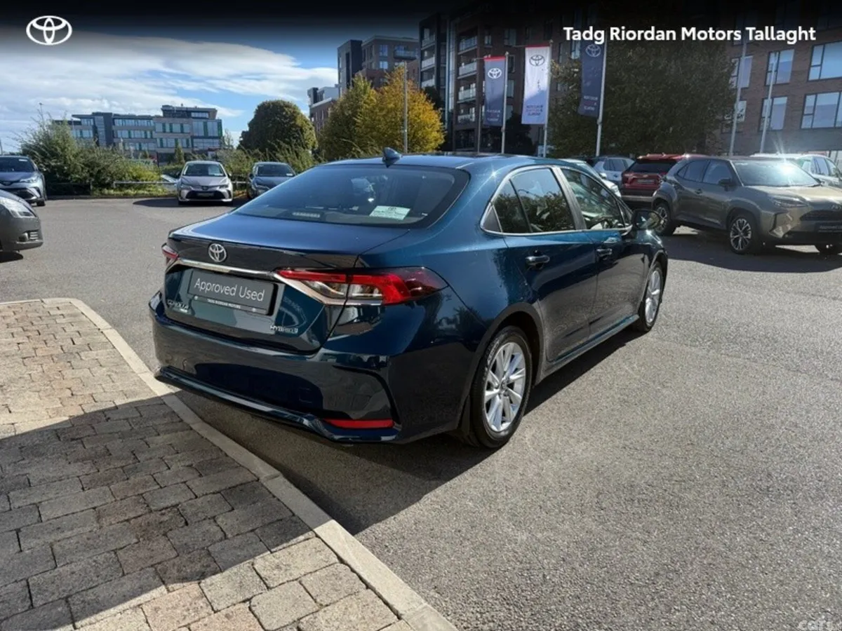 Toyota Corolla Saloon, Petrol Hybrid, 2023, Blue