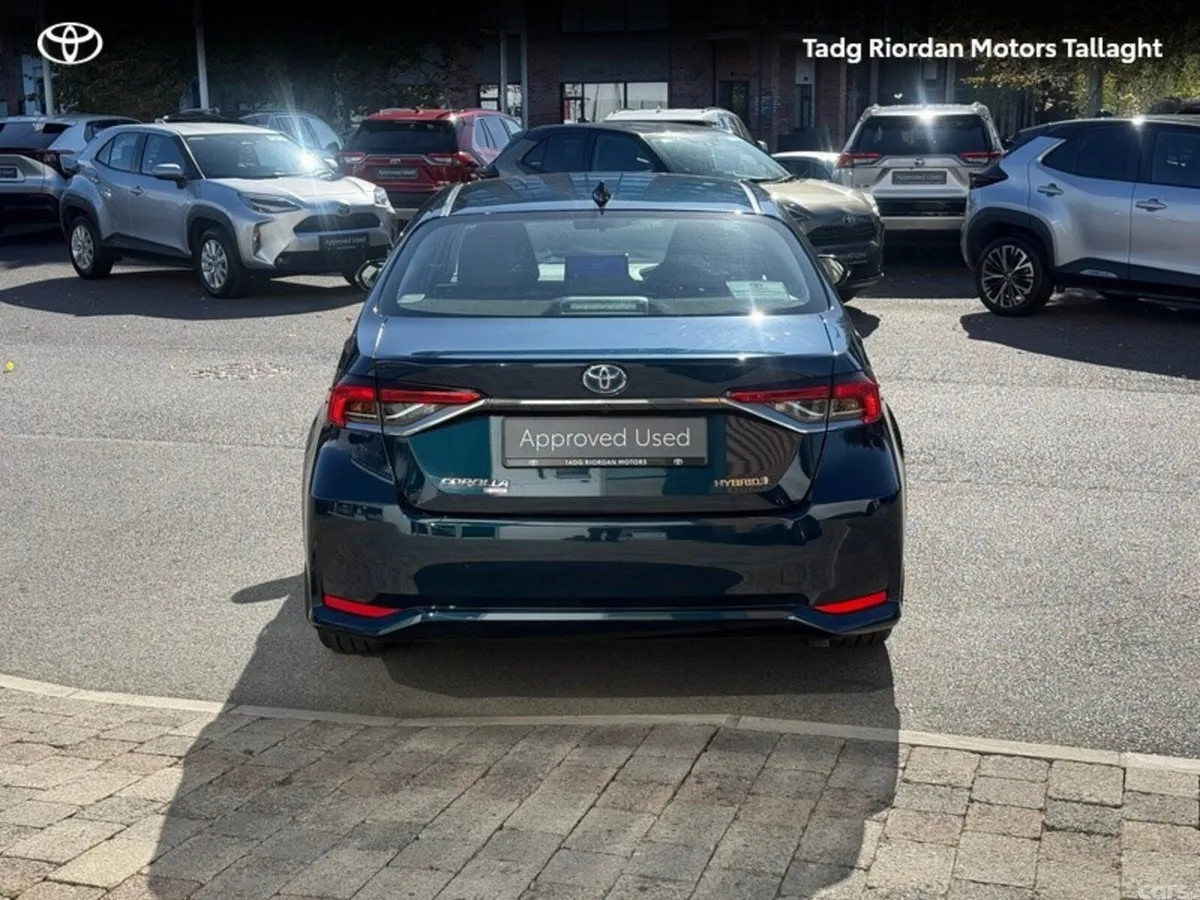 Toyota Corolla Saloon, Petrol Hybrid, 2023, Blue