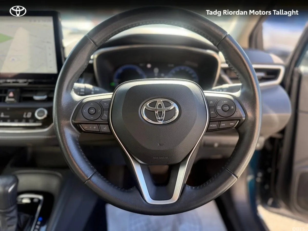 Toyota Corolla Saloon, Petrol Hybrid, 2023, Blue
