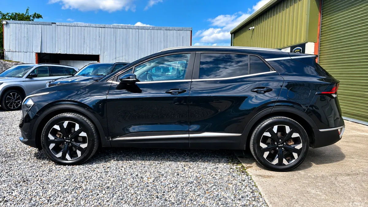 Kia Sportage SUV, Petrol Plug-in Hybrid, 2022, Black