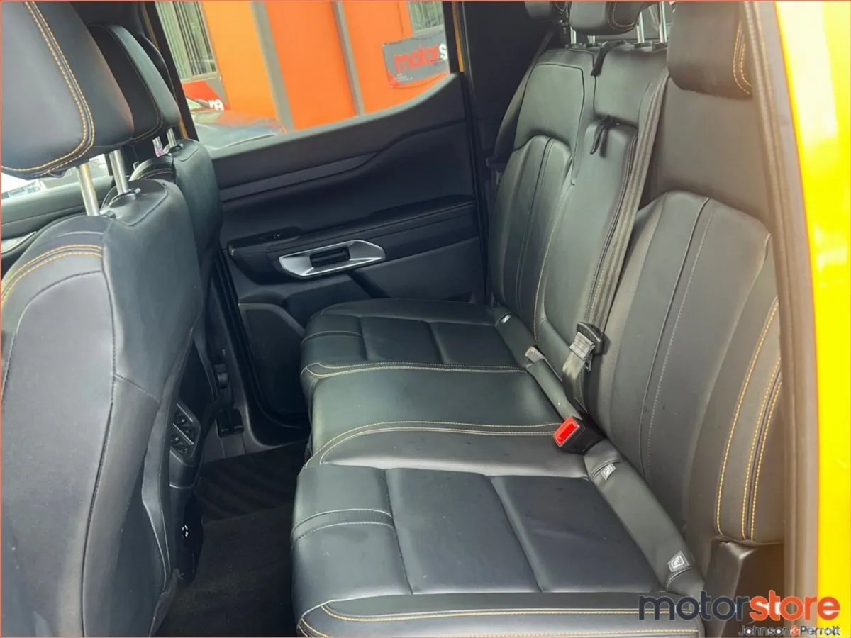 Ford Ranger MPV, Diesel, 2023, Orange