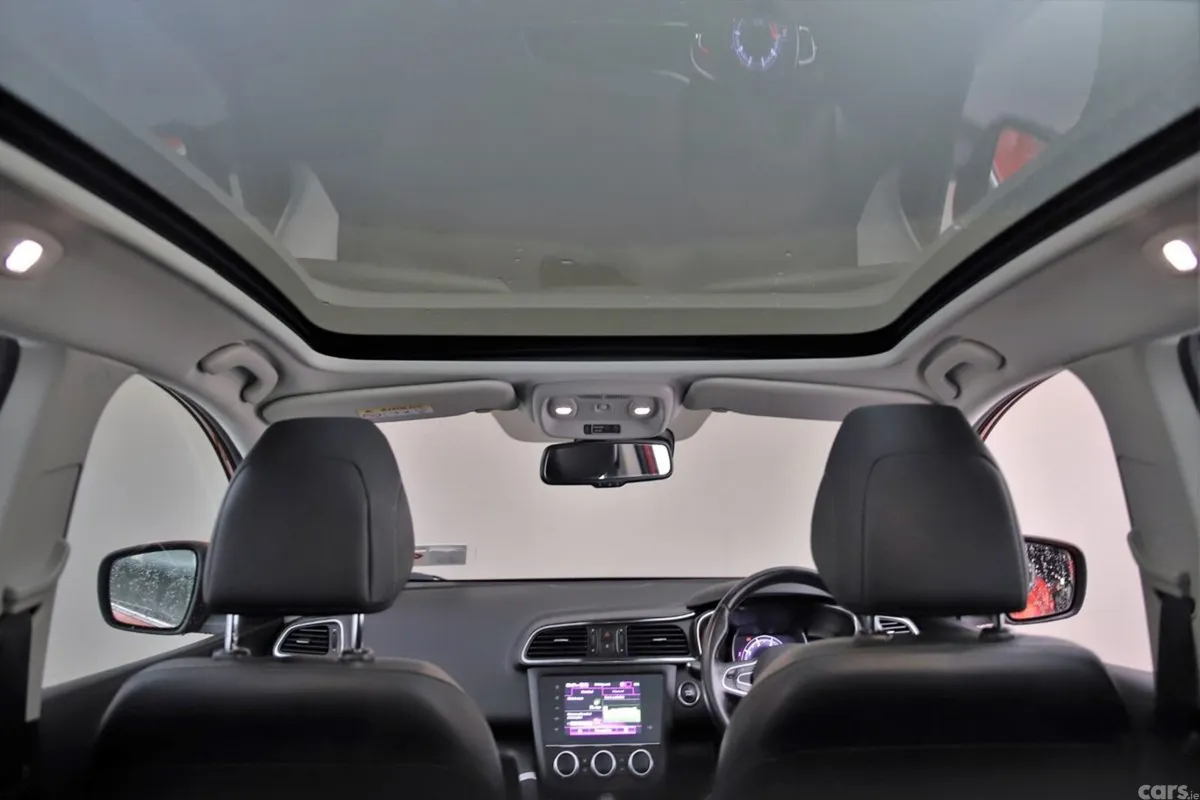 Renault Kadjar SUV, Diesel, 2021, Blue