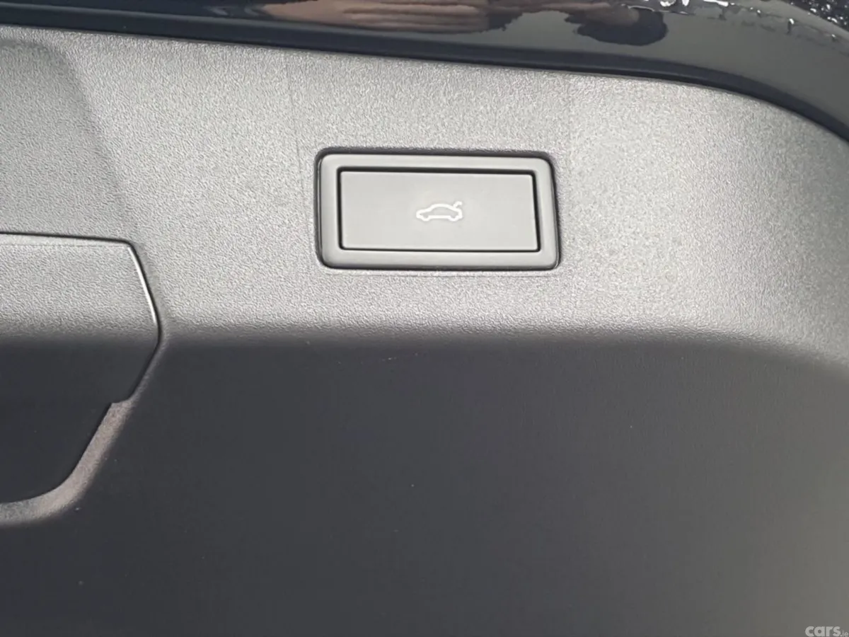 Volkswagen ID.4 SUV, Electric, 2025, Black