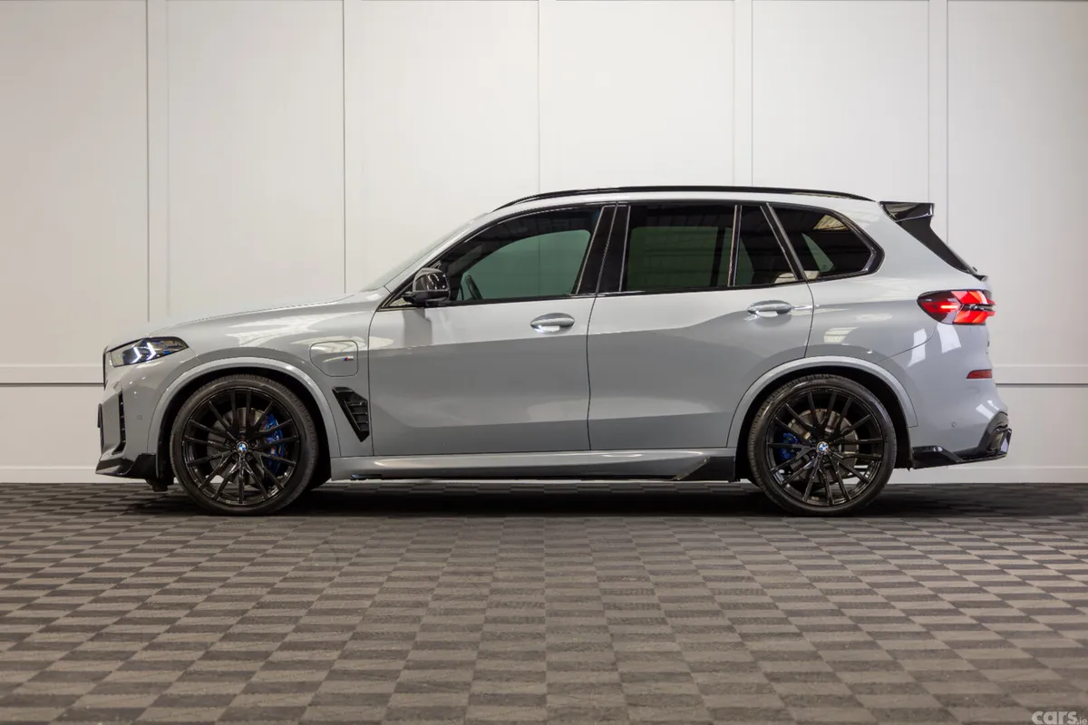 BMW X5 SUV, Petrol Plug-in Hybrid, 2023, Grey