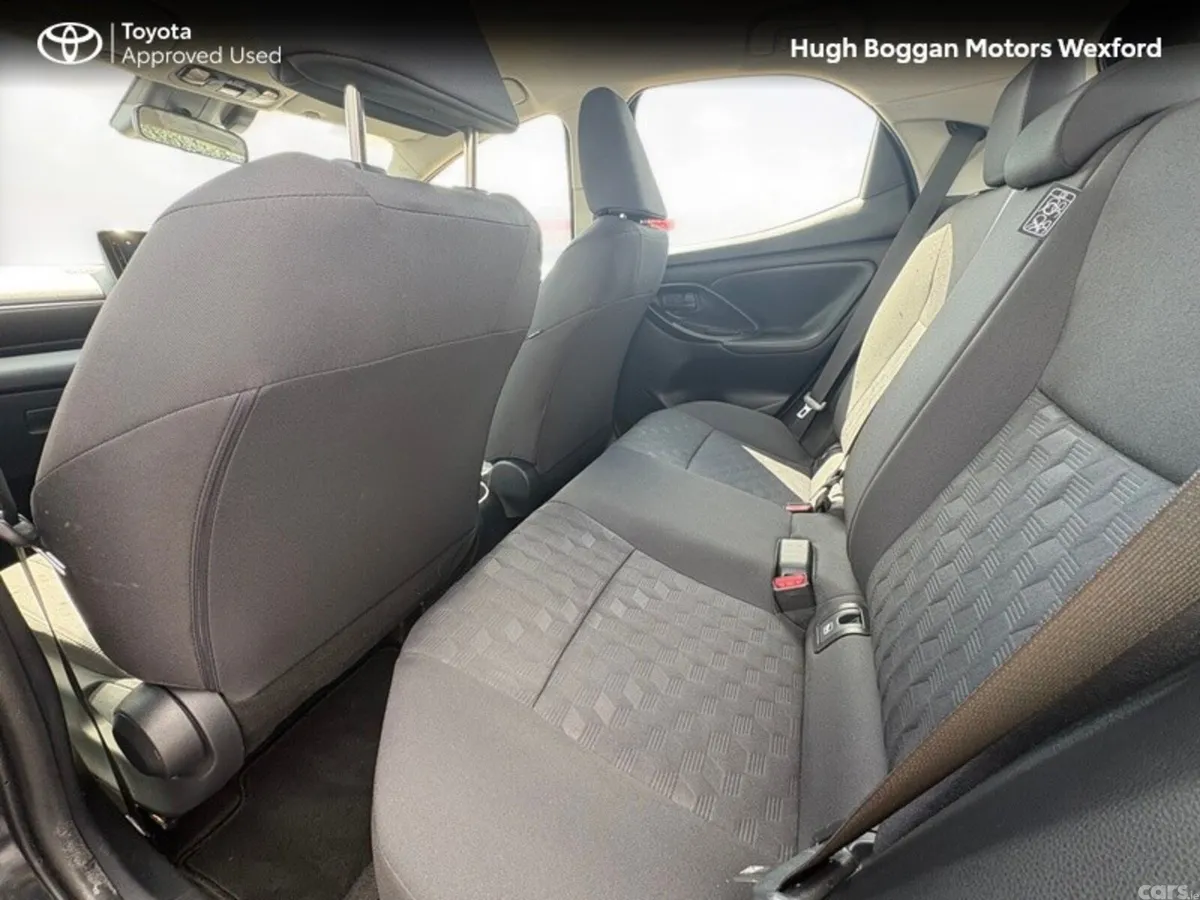 Toyota Yaris Hatchback, Petrol, 2024, Grey