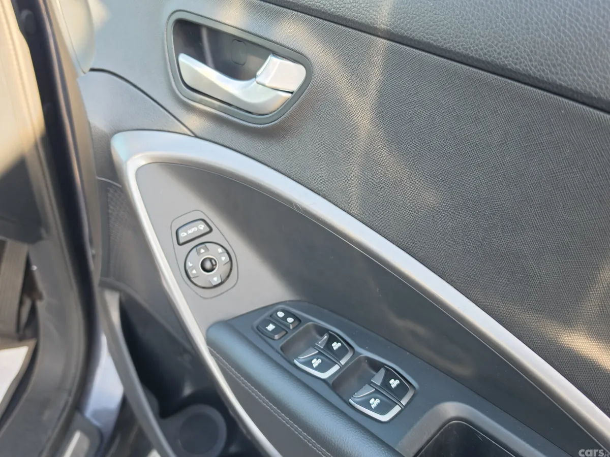 Hyundai Santa Fe SUV, Diesel, 2015, Blue