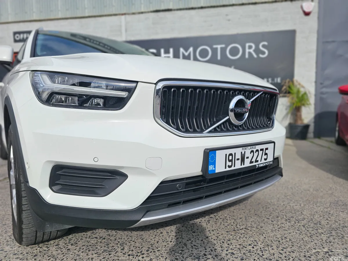 Volvo XC40 SUV, Diesel, 2019, White