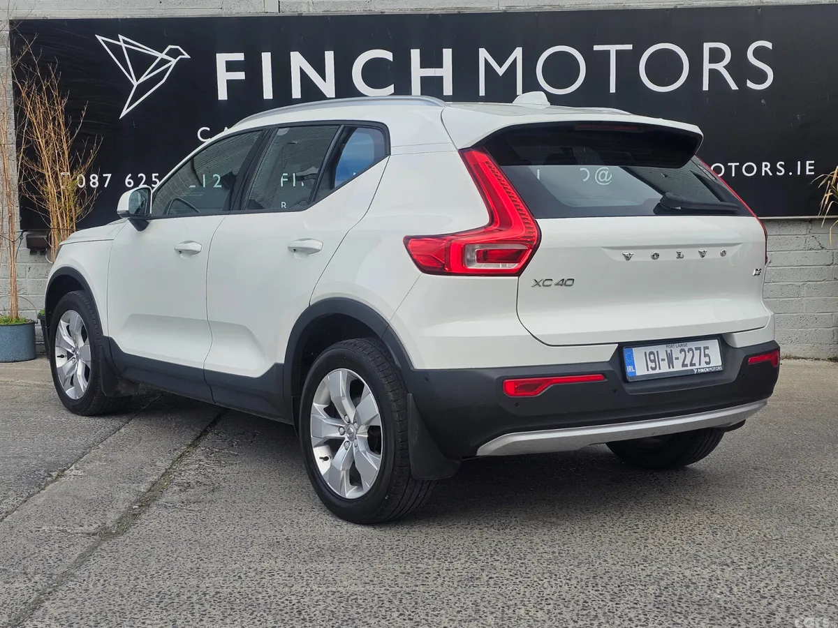 Volvo XC40 SUV, Diesel, 2019, White