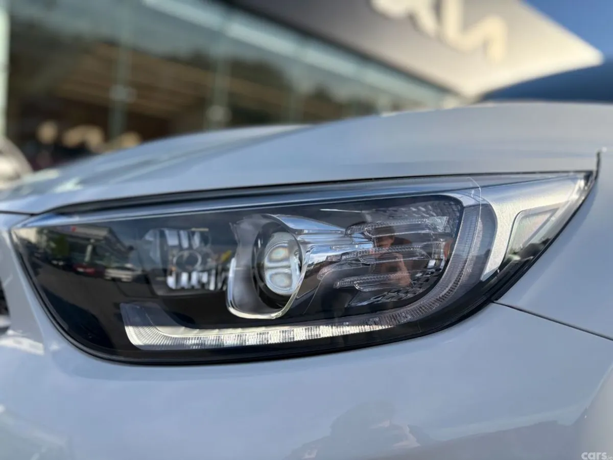 Kia Stonic Hatchback, Petrol, 2024, White