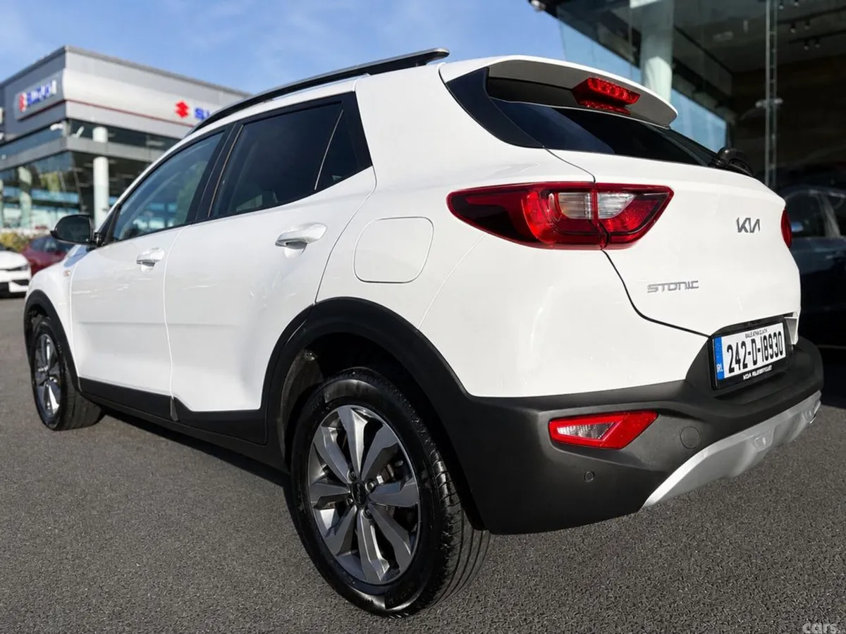 Kia Stonic Hatchback, Petrol, 2024, White