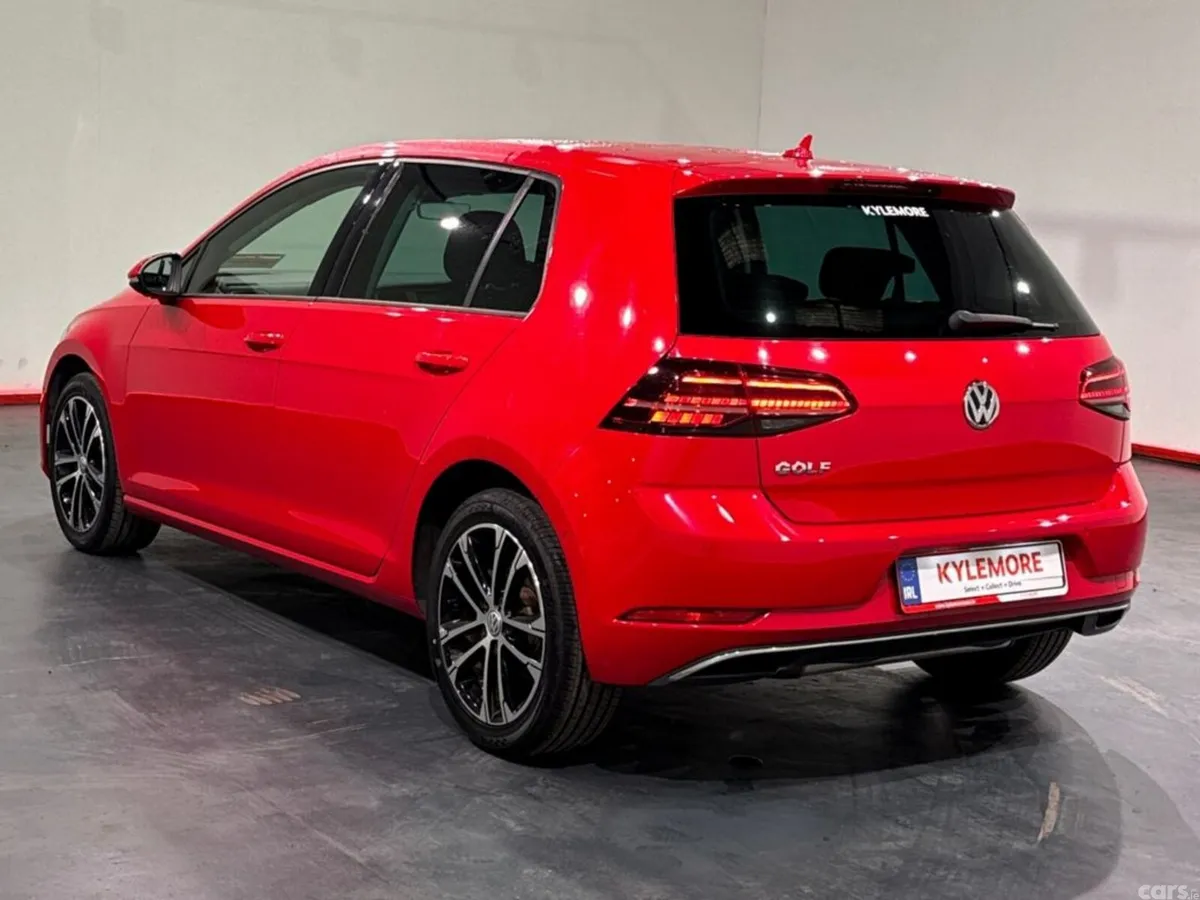 Volkswagen Golf Hatchback, Petrol, 2019, Red