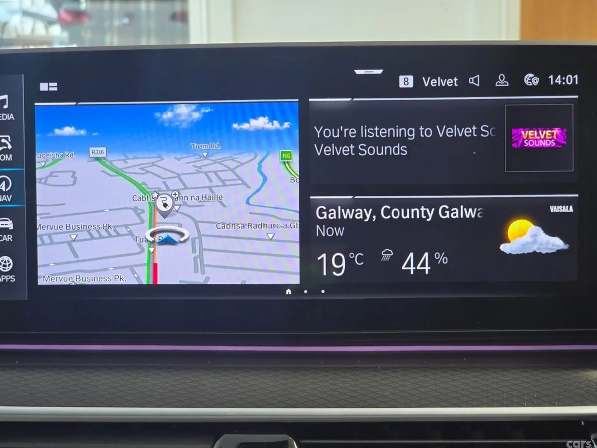 BMW 5-Series Estate, Petrol Plug-in Hybrid, 2023, Grey