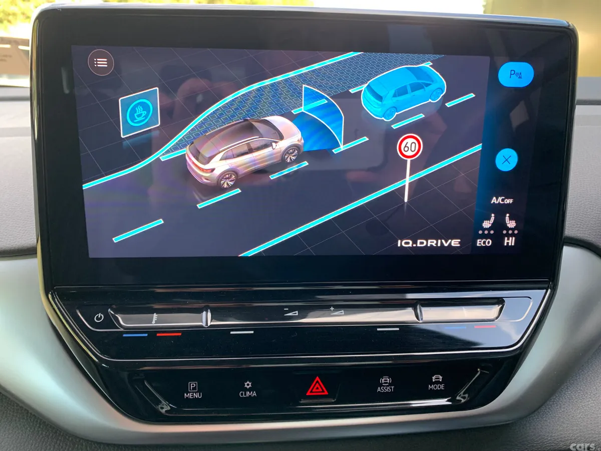 Volkswagen ID.4 Hatchback, Electric, 2022, White