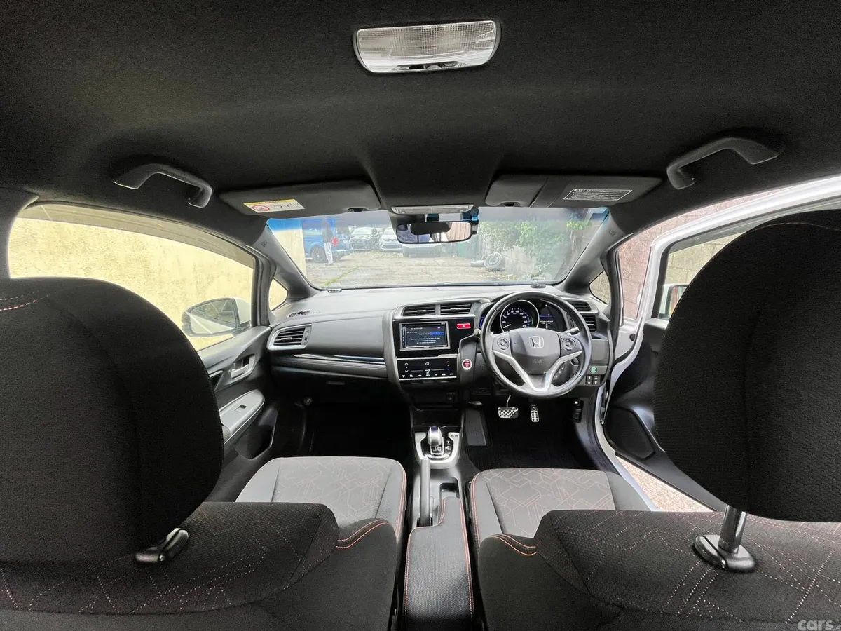 Honda Fit Hatchback, Petrol Hybrid, 2015, White