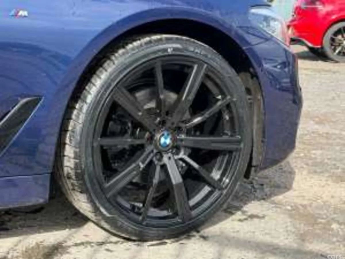BMW 5-Series Saloon, Diesel, 2019, Blue