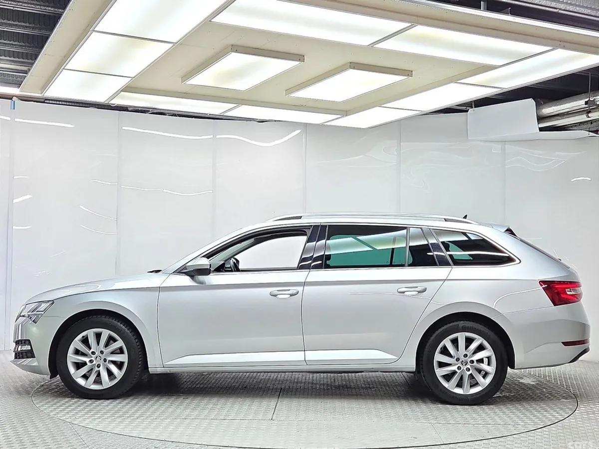 Skoda Superb Estate, Diesel, 2023, Grey