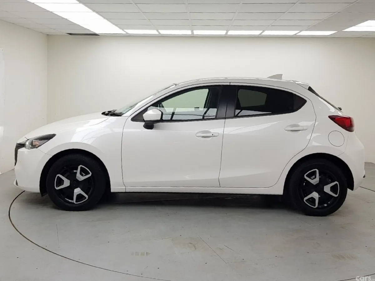 Mazda Mazda2 Hatchback, Petrol, 2023, White