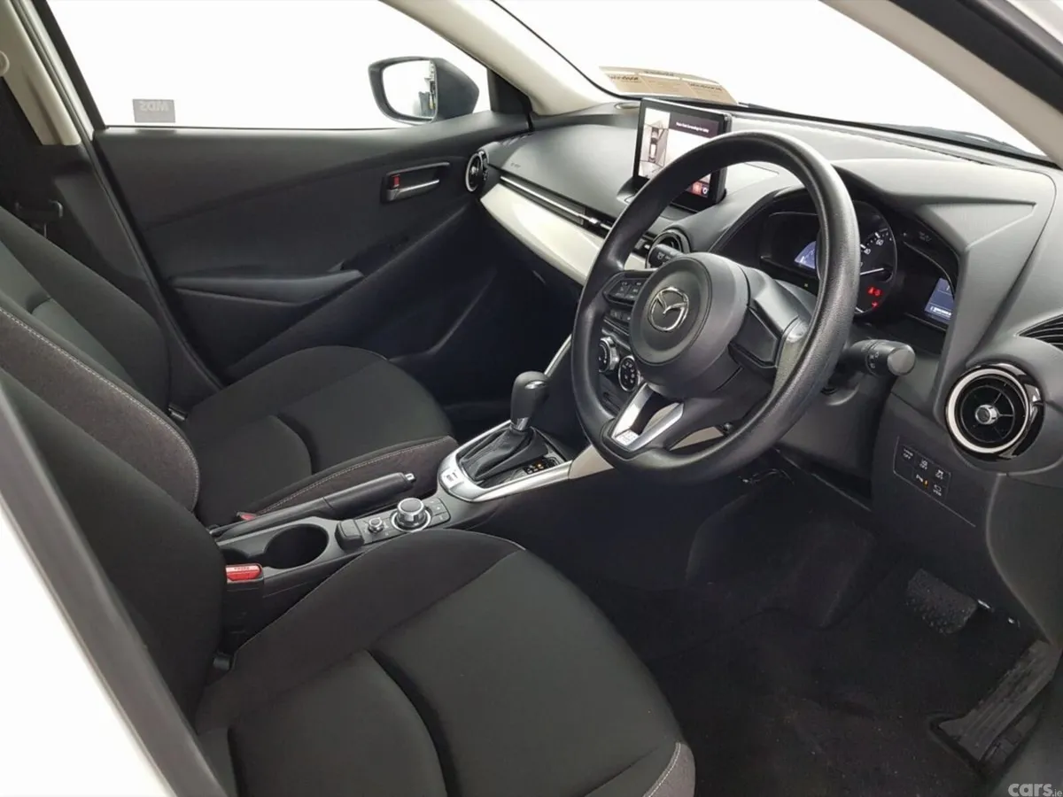 Mazda Mazda2 Hatchback, Petrol, 2023, White