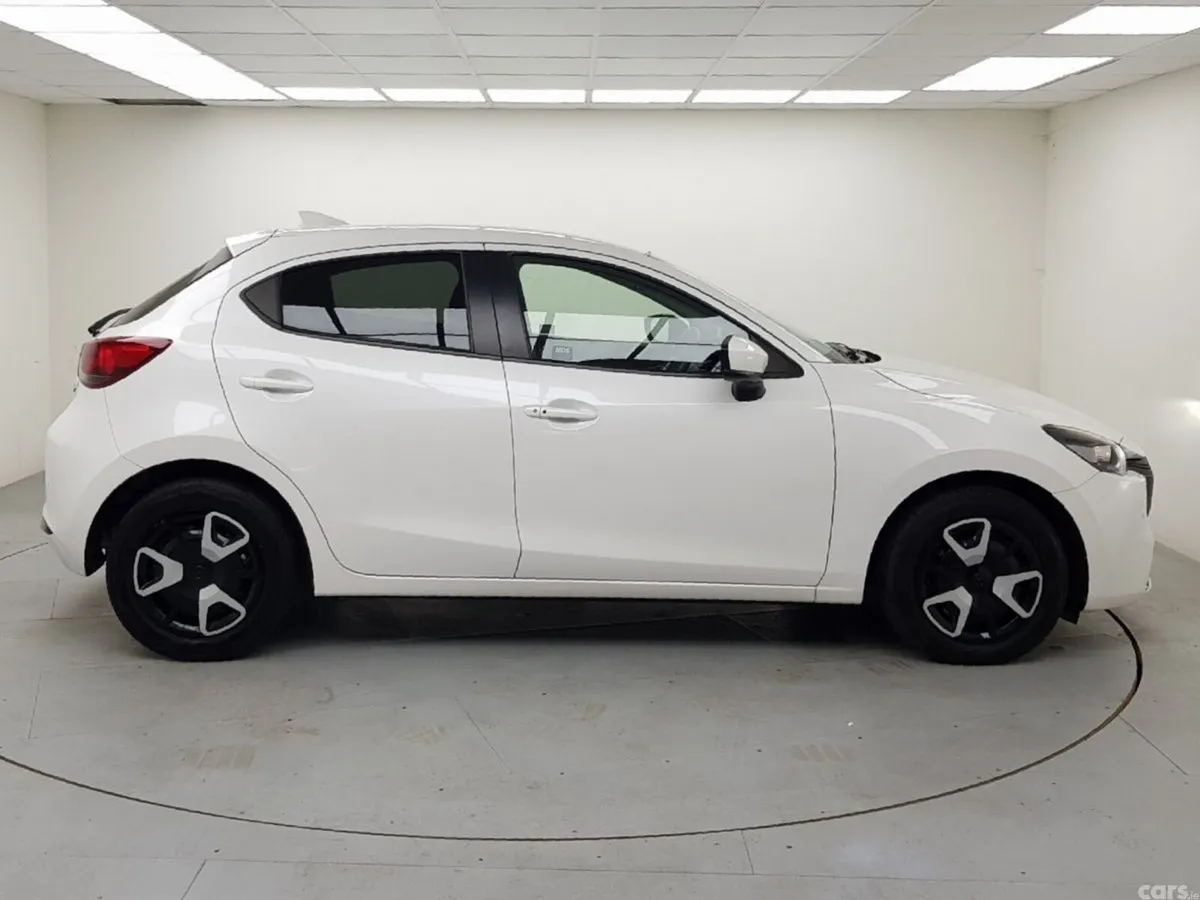 Mazda Mazda2 Hatchback, Petrol, 2023, White