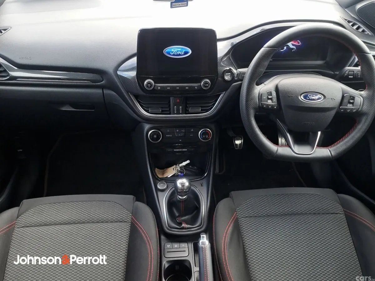 Ford Puma MPV, Petrol Hybrid, 2021, Red