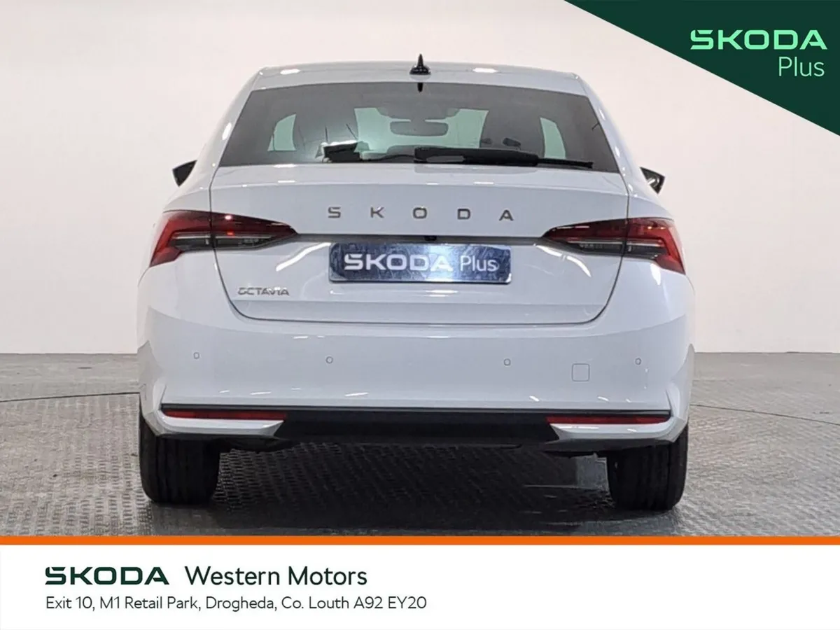 Skoda Octavia Saloon, Diesel, 2026, White