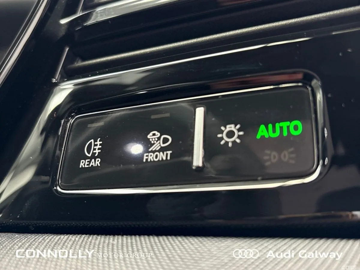 Audi Q7 SUV, Diesel, 2027, Green