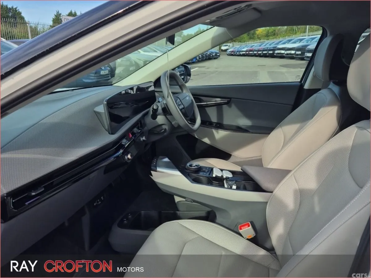 Kia EV6 MPV, Electric, 2026, White
