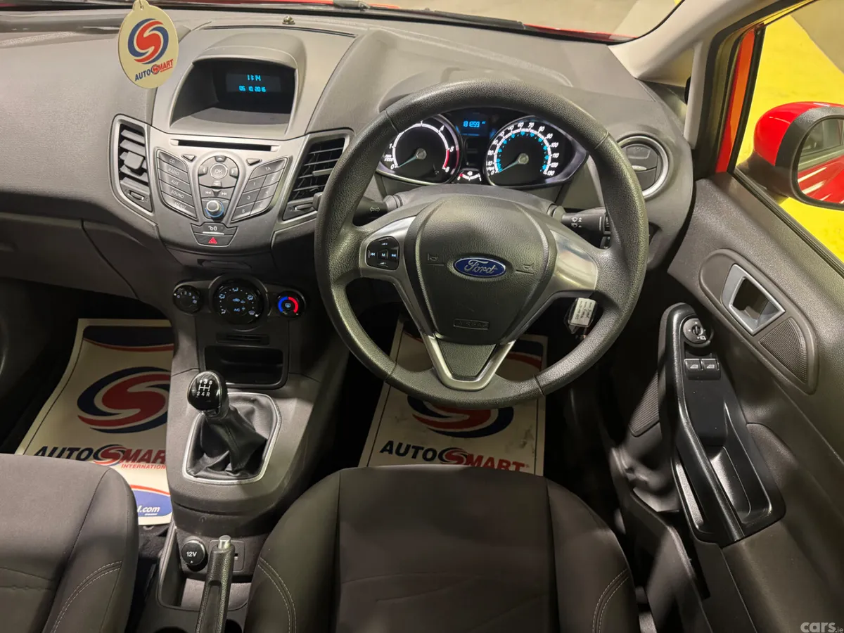 Ford Fiesta Hatchback, Diesel, 2015, Red