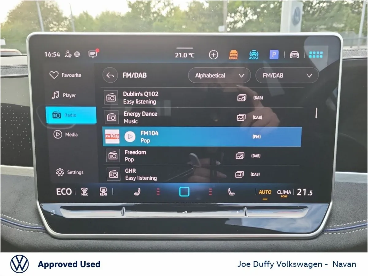 Volkswagen Passat Estate, Petrol Plug-in Hybrid, 2025, Black
