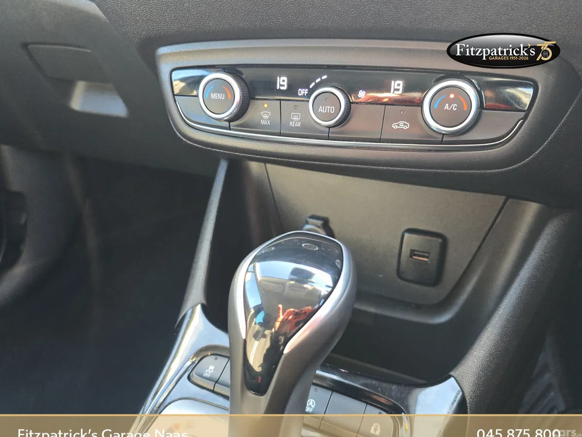 Opel Crossland X SUV, Petrol, 2023, Black