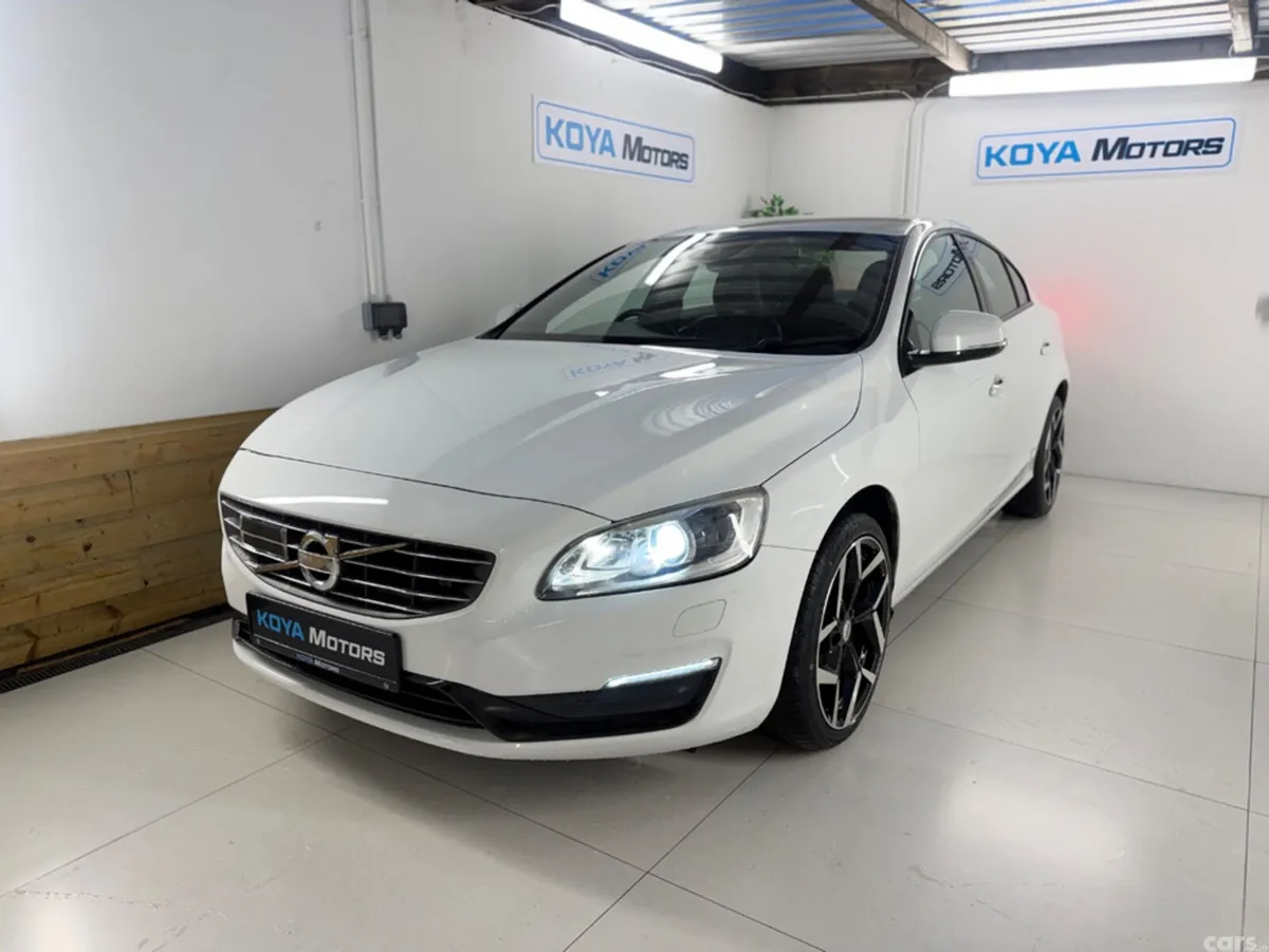 Volvo S60 Saloon, Diesel, 2017, White