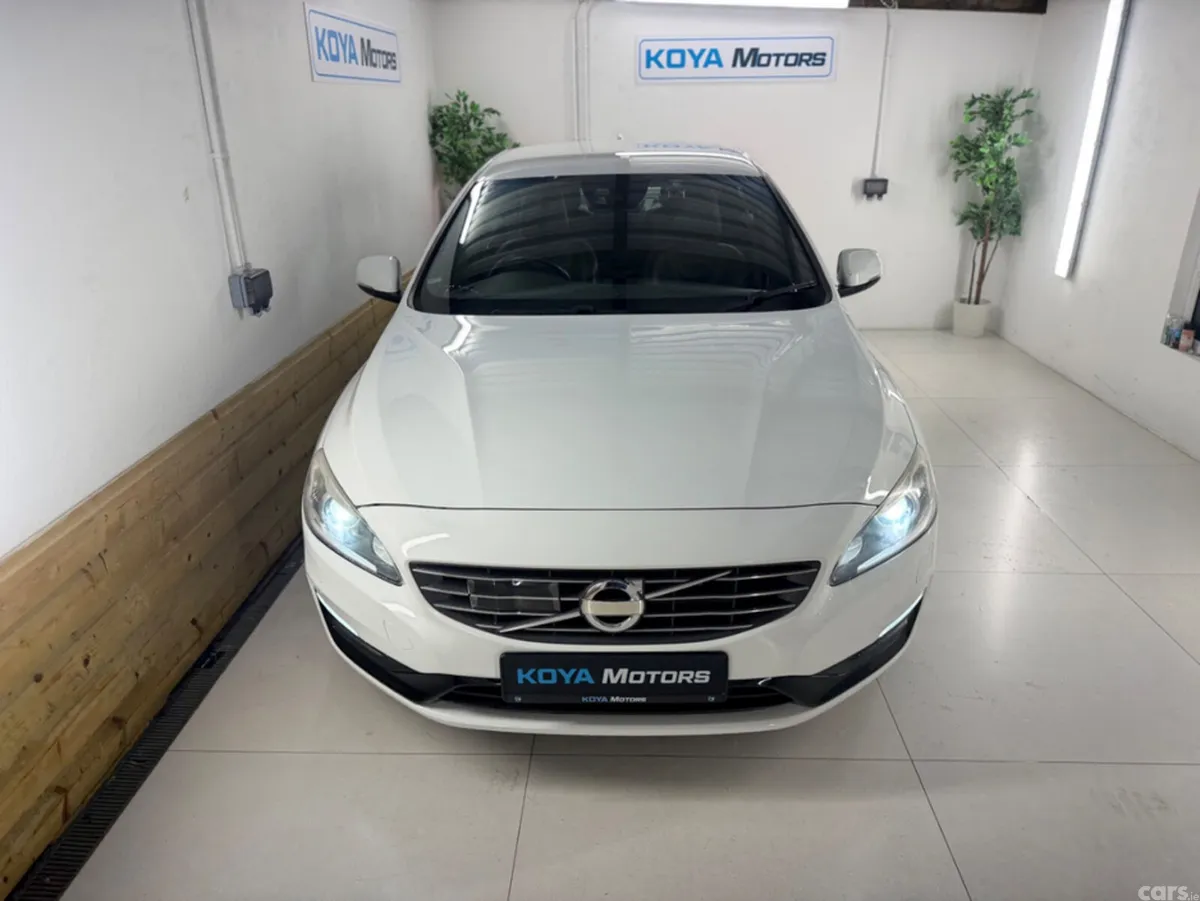 Volvo S60 Saloon, Diesel, 2017, White