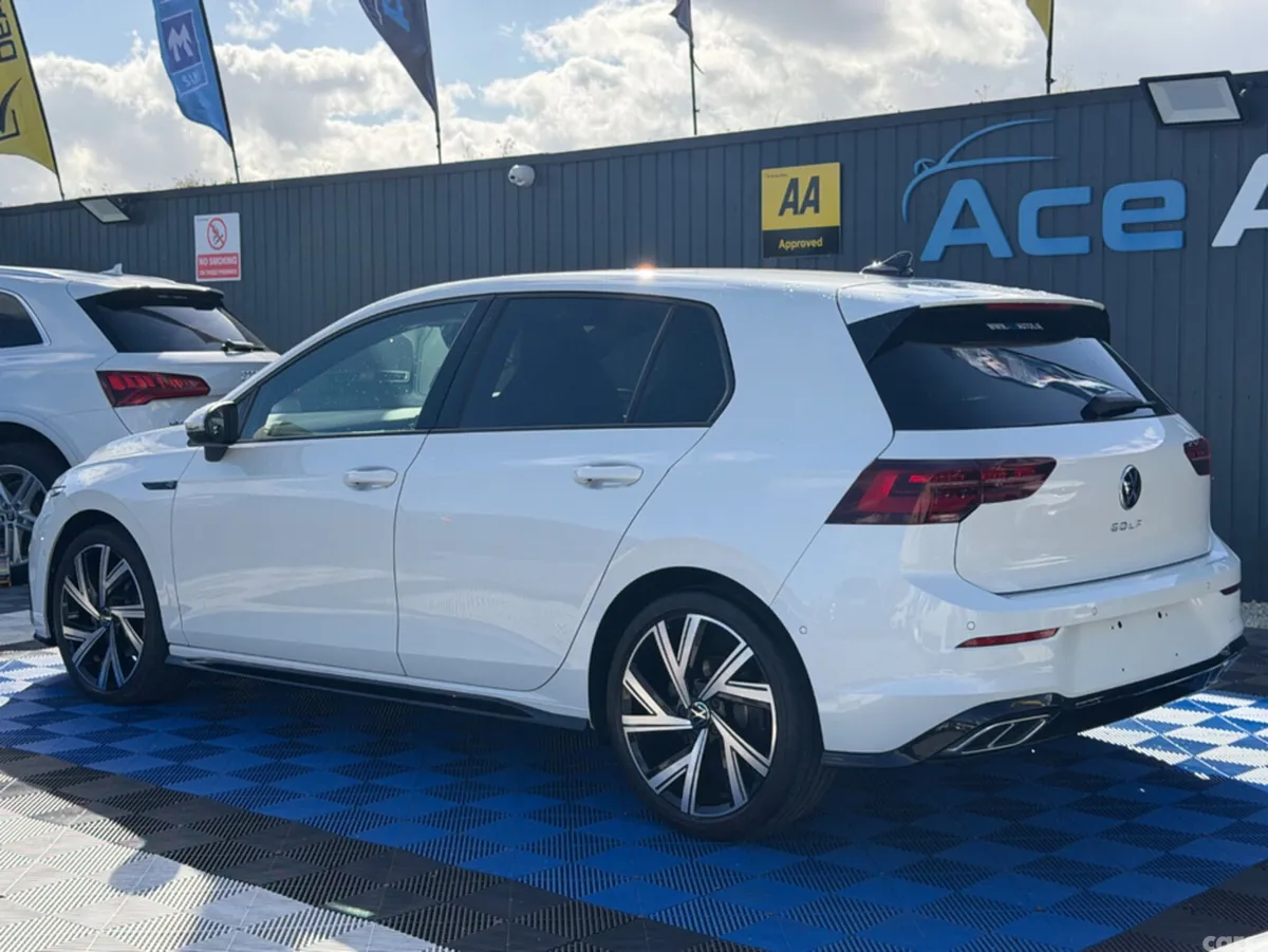 Volkswagen Golf Hatchback, Diesel, 2023, White