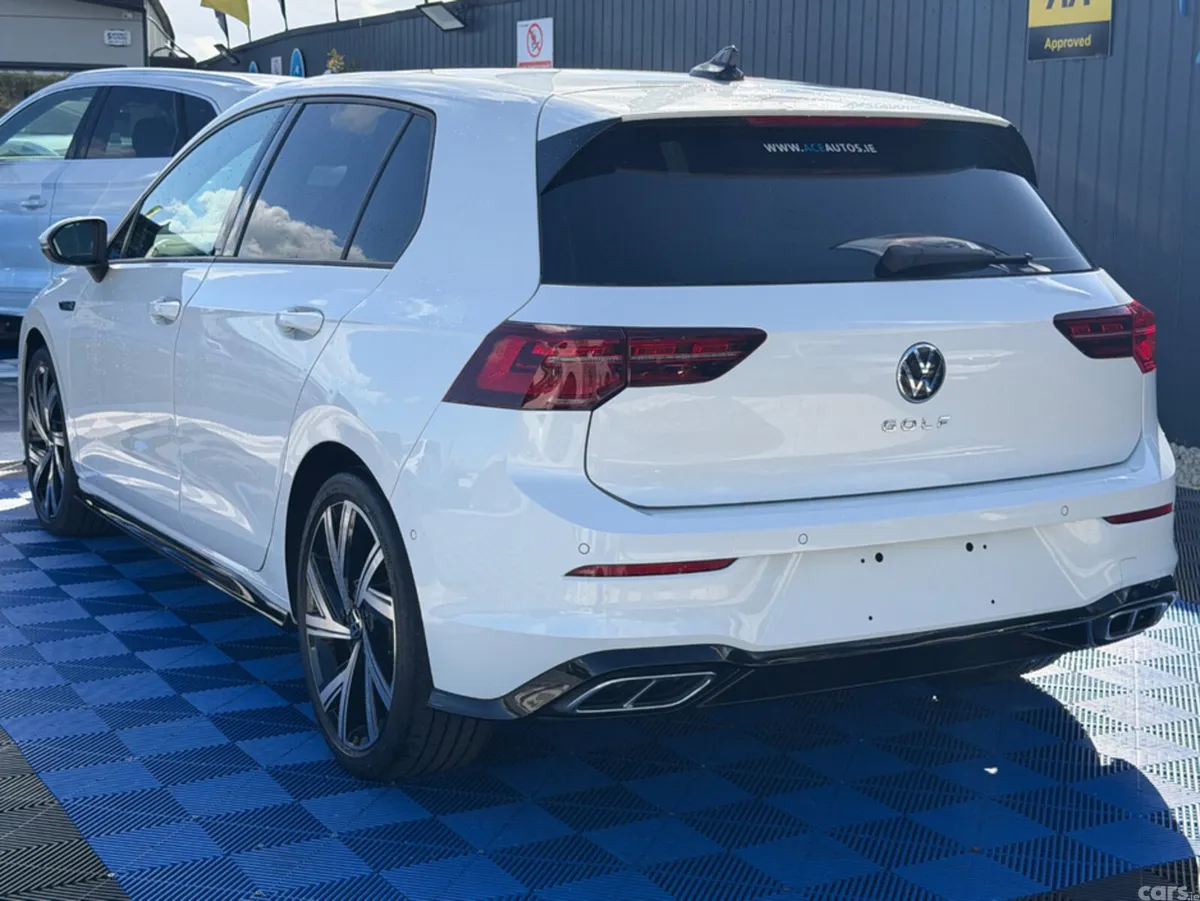 Volkswagen Golf Hatchback, Diesel, 2023, White