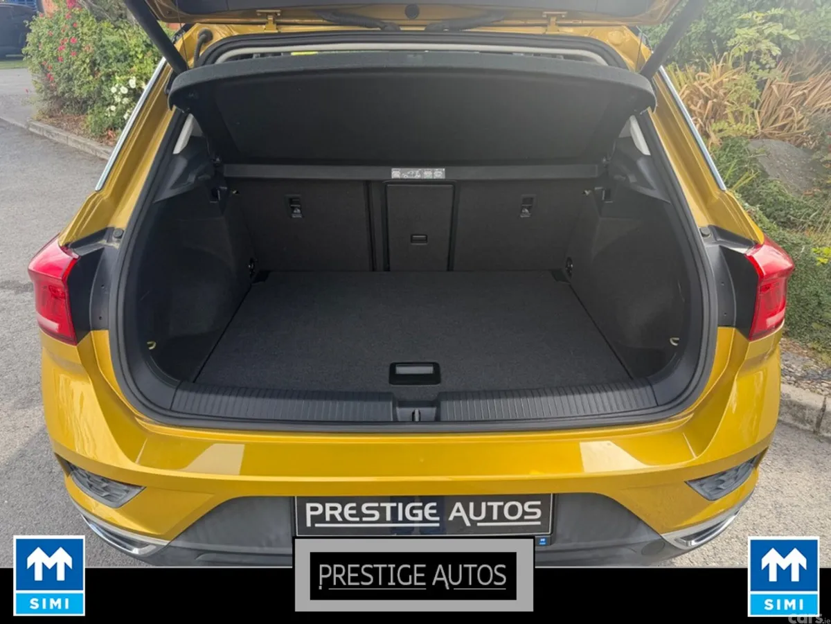 Volkswagen T-Roc SUV, Diesel, 2020, Gold