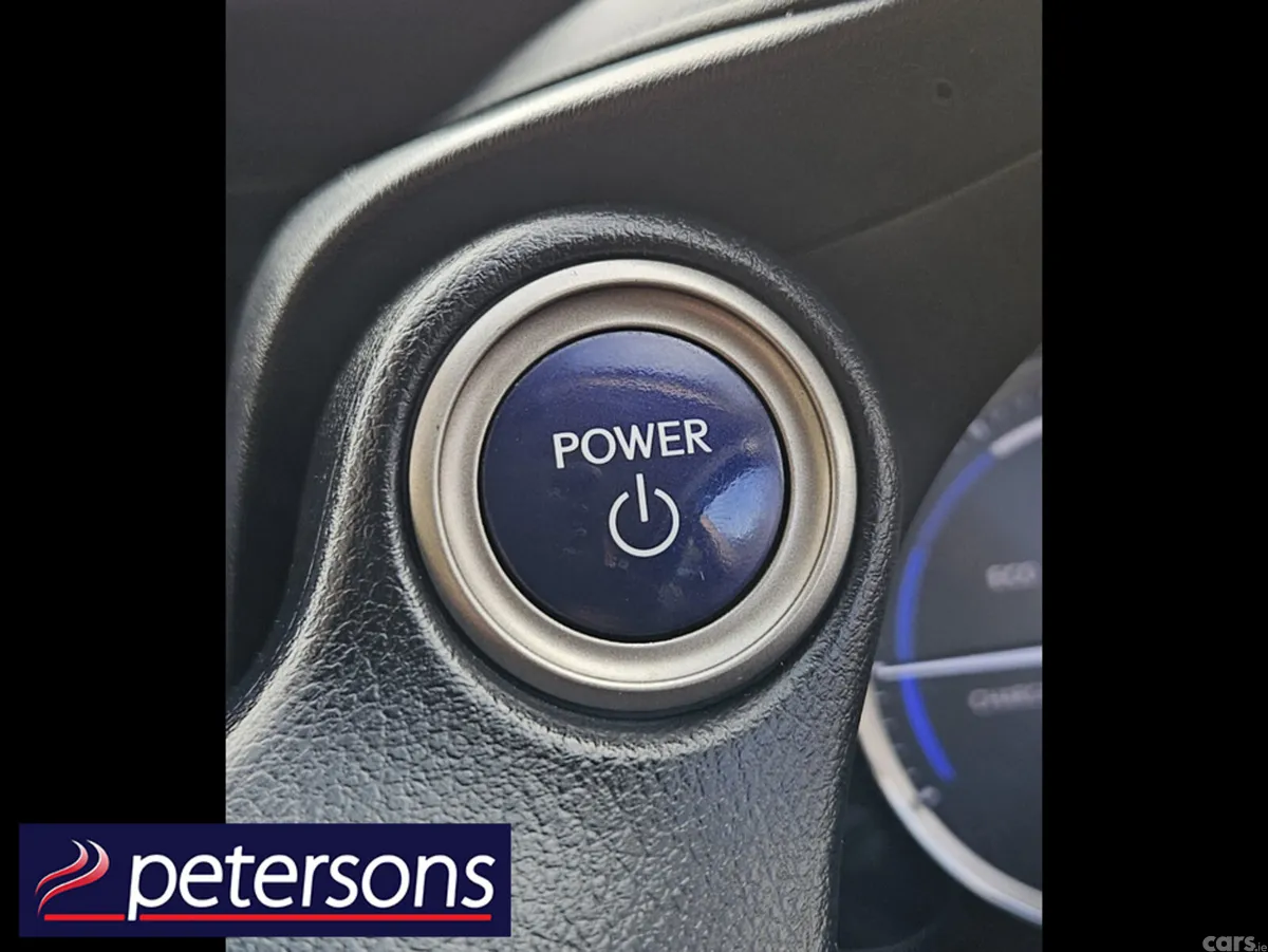 Lexus IS Saloon, Petrol Hybrid, 2017, Red