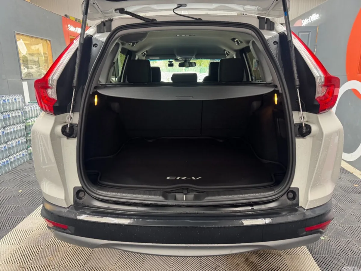 Honda CR-V SUV, Petrol Hybrid, 2019, White