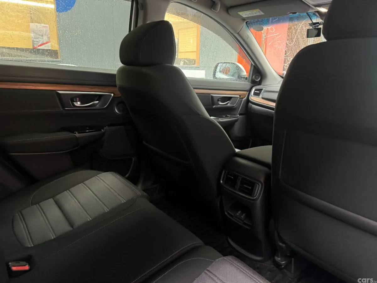 Honda CR-V SUV, Petrol Hybrid, 2019, White