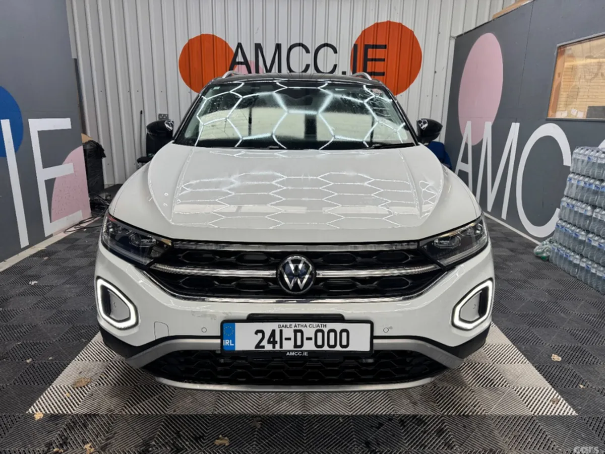 Volkswagen T-Roc SUV, Diesel, 2024, White