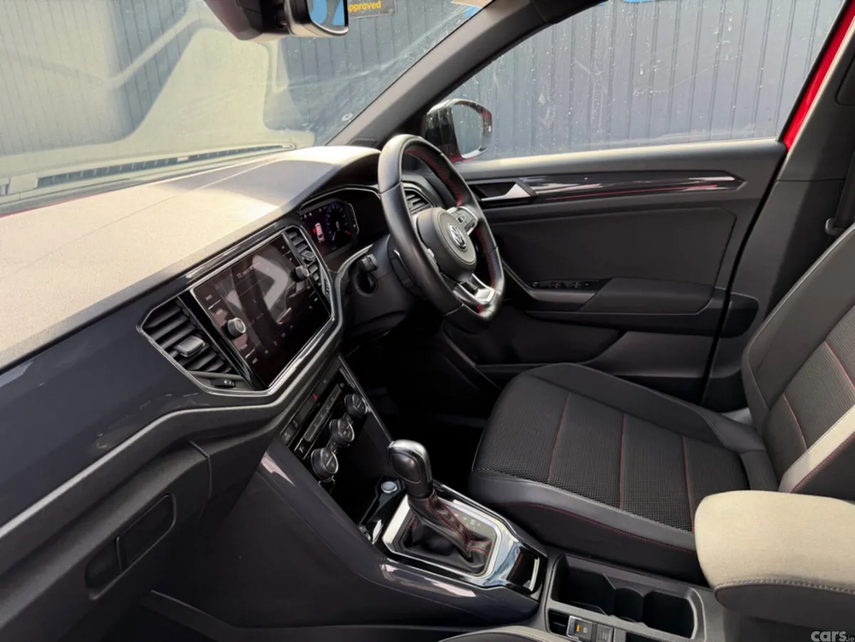 Volkswagen T-Roc SUV, Diesel, 2021, Red