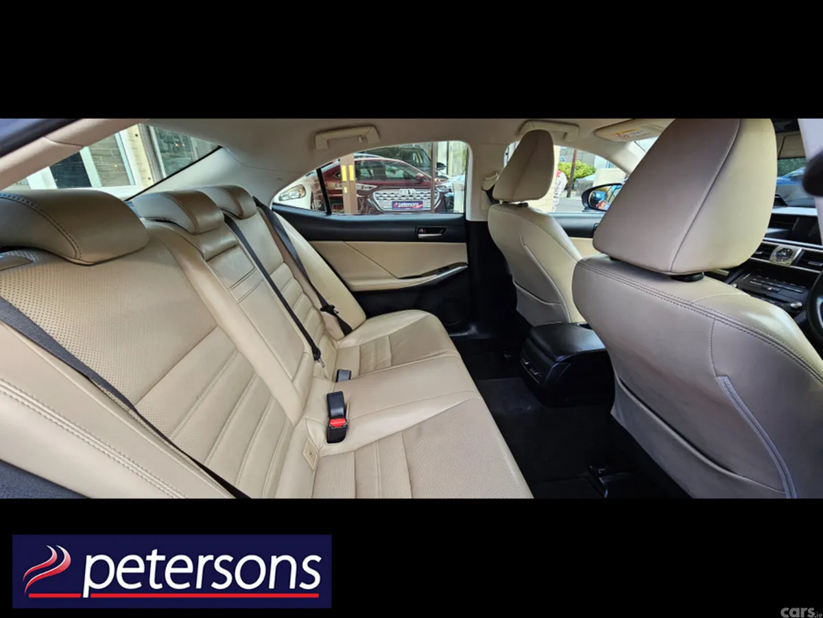 Lexus IS Saloon, Petrol Hybrid, 2017, Red