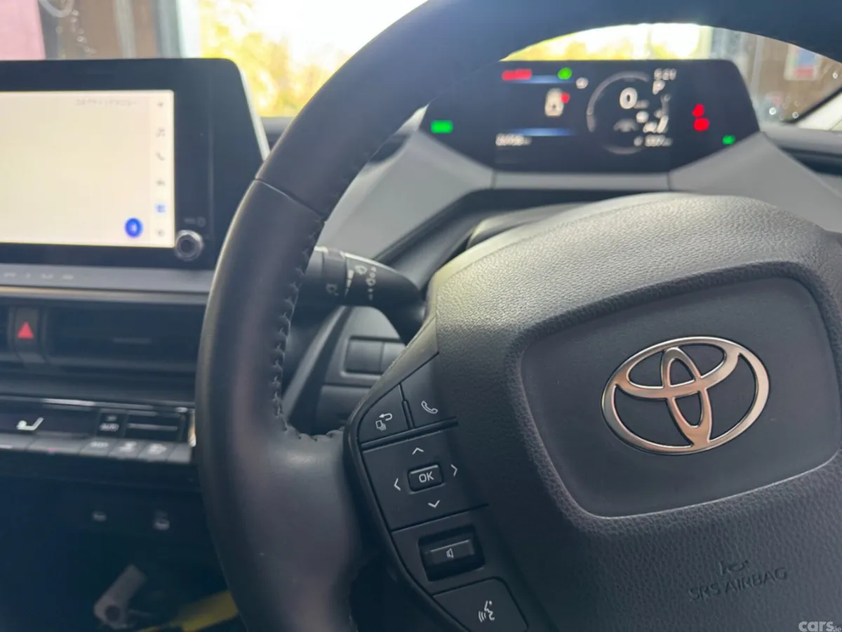 Toyota Prius Saloon, Petrol Hybrid, 2024, White