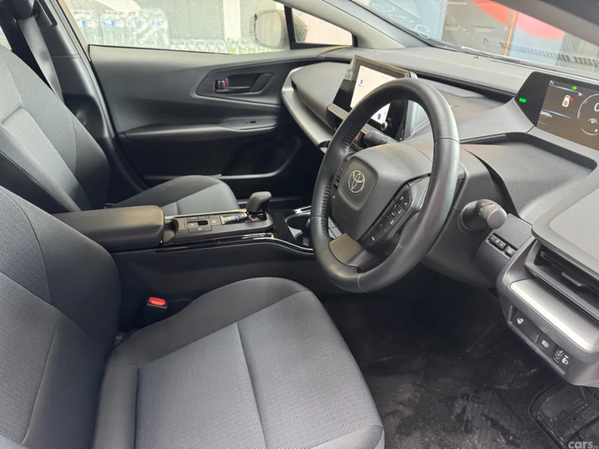 Toyota Prius Saloon, Petrol Hybrid, 2024, White