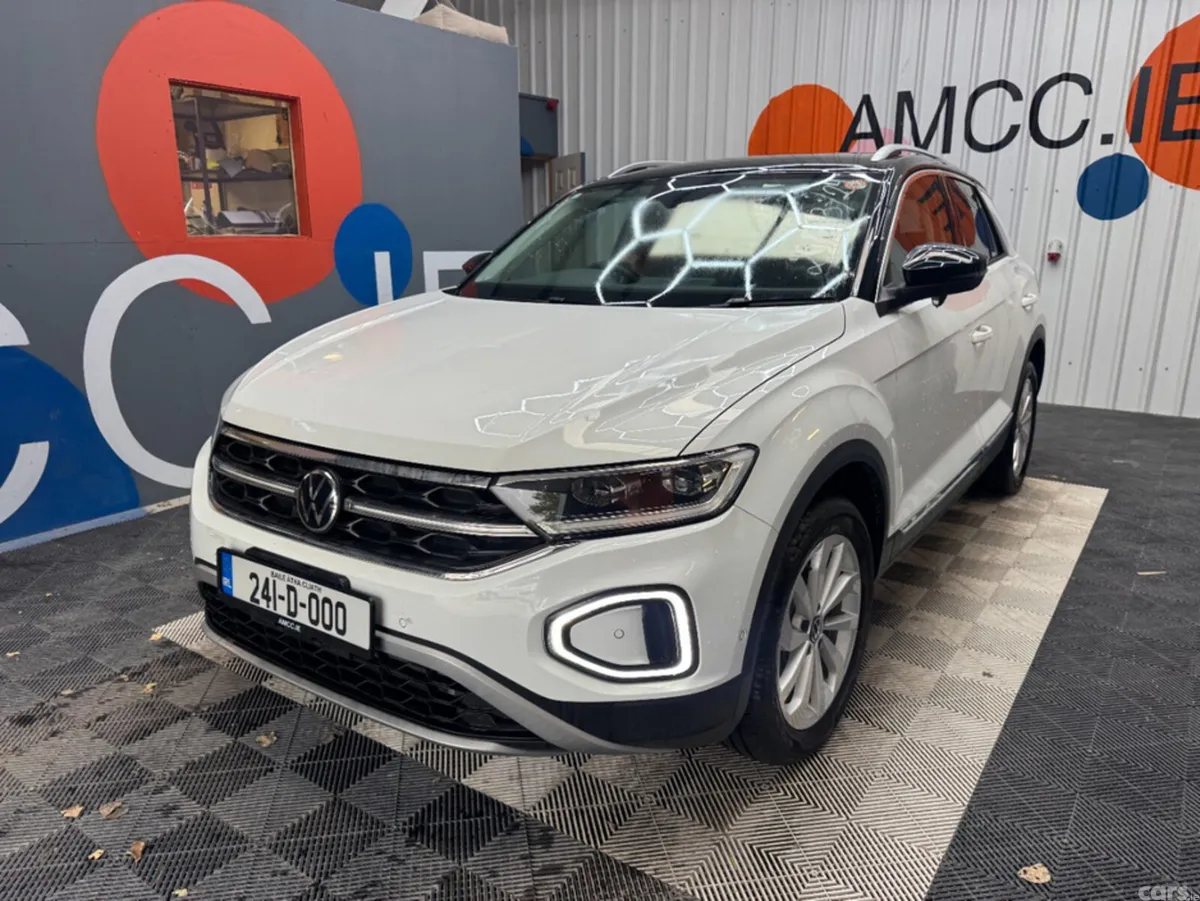 Volkswagen T-Roc SUV, Diesel, 2024, White