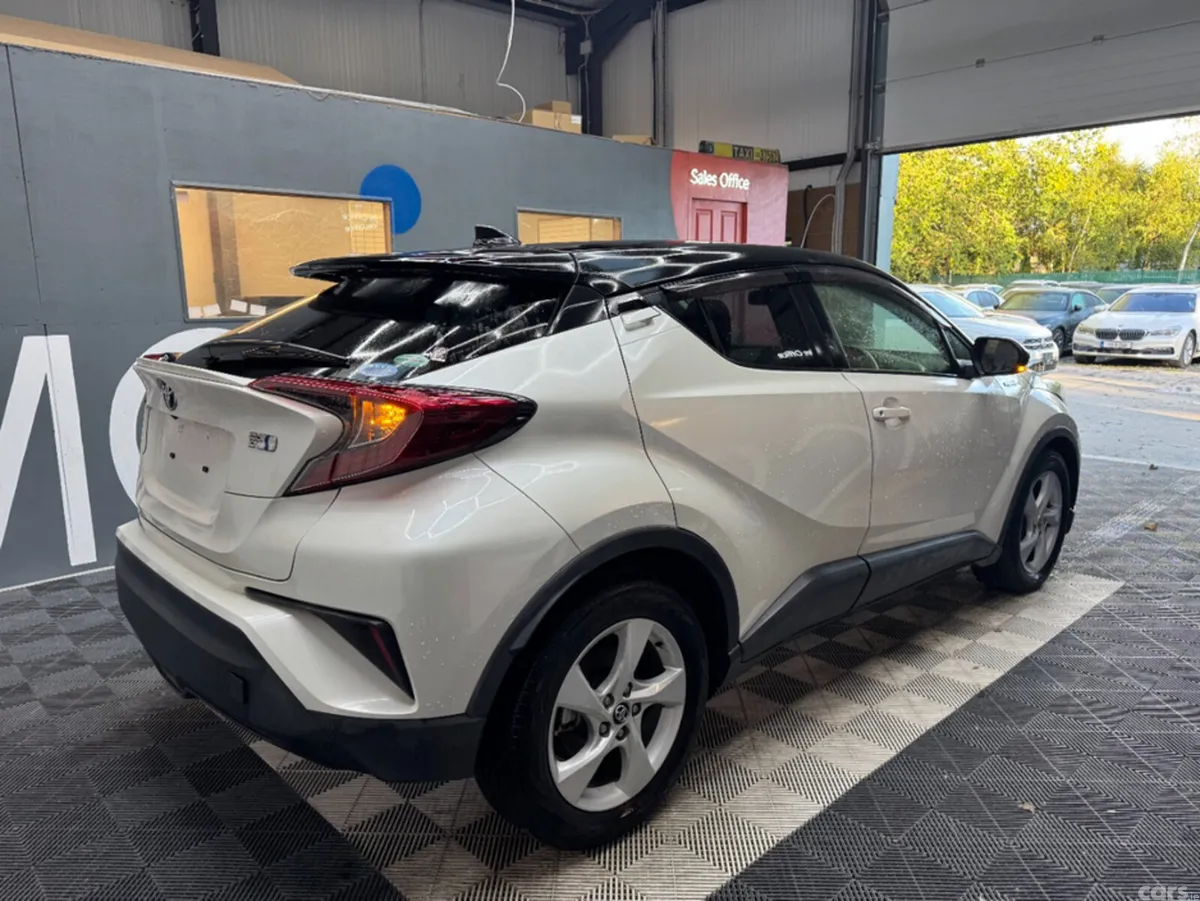 Toyota C-HR SUV, Petrol, 2019, White