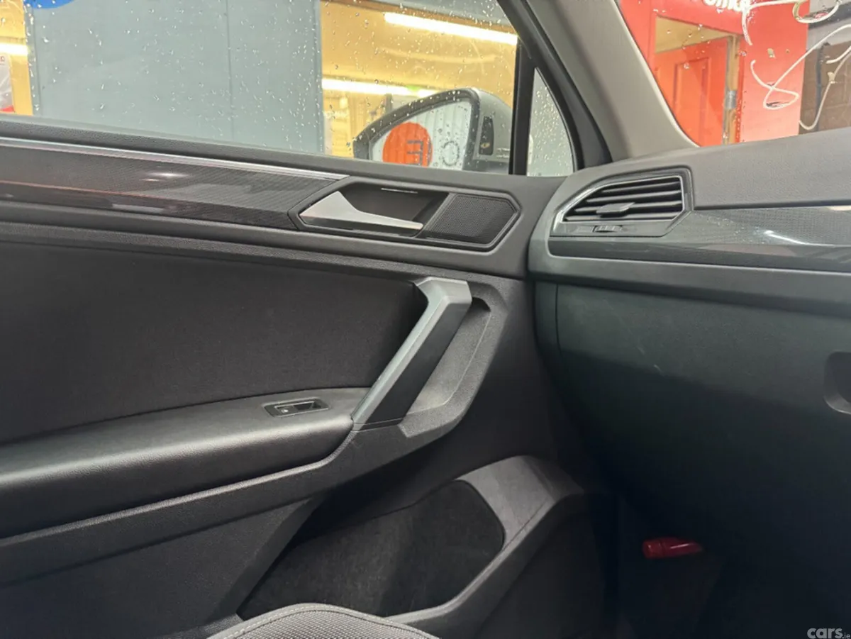 Volkswagen Tiguan SUV, Diesel, 2019, White