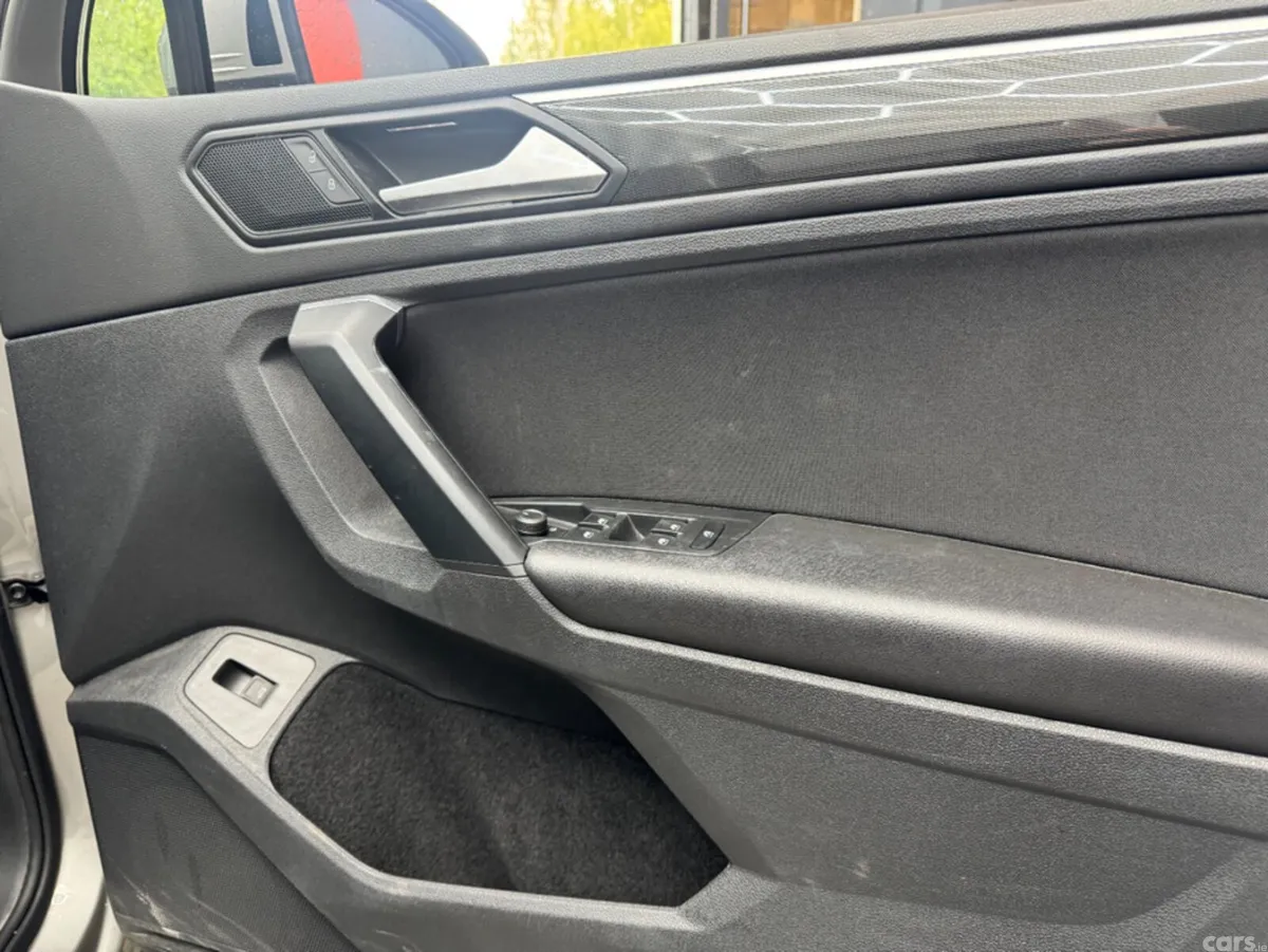Volkswagen Tiguan SUV, Diesel, 2019, White