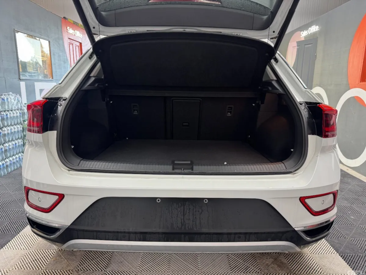 Volkswagen T-Roc SUV, Diesel, 2025, White